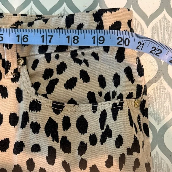 EUCChico's Tan and Black Animal Print So Sliimming jeans Chicos sz 3T (IS 16-18) - Picture 6 of 9
